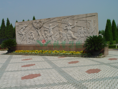 《人生轮回》浮雕墙