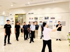 <b>参观交流，赋能成长</b>