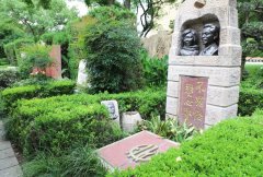 为何亿万先生离不开纪念性雕塑？答案藏在这里