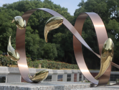 铜艺重生：碑雕与殡葬中的永恒之美